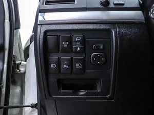 Внедорожник Toyota Land Cruiser 2019 года, 8000000 рублей, Красноярск