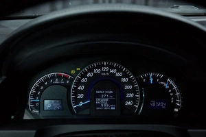 Седан Toyota Camry 2014 года, 2000000 рублей, Красноярск