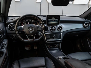 Внедорожник Mercedes-benz GLA-класс 2018 года, 2495000 рублей, Краснодар