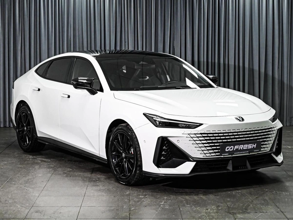 Лифтбек Changan UNI-V 2024 года, 2272000 рублей, Ставрополь