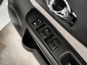 Хетчбэк Nissan Note 2019 года, 1230000 рублей, Красноярск