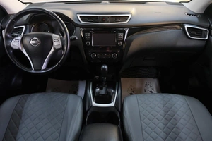 Внедорожник Nissan Qashqai 2017 года, 2199000 рублей, Омск