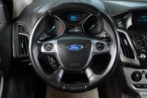 Хетчбэк Ford Focus 2012 года, 749000 рублей, Тюмень