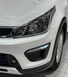 Хетчбэк Kia Rio X-Line 2018 года, 1420000 рублей, Красноярск