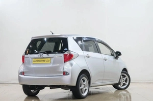 Хетчбэк Toyota Ractis 2012 года, 849000 рублей, Новокузнецк