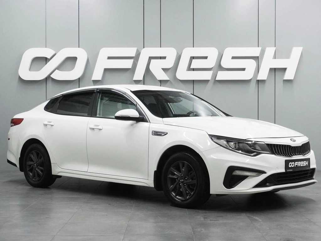 Седан Kia Optima 2019 года, 1819000 рублей, Воронеж
