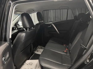 Внедорожник Toyota RAV4 2017 года, 2775000 рублей, Красноярск