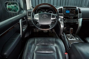 Внедорожник Toyota Land Cruiser 2013 года, 4099000 рублей, Красноярск