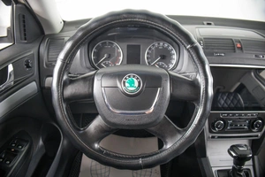Лифтбек Skoda Octavia 2012 года, 719000 рублей, Пермь