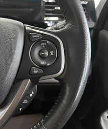 Минивэн Honda Stepwgn Spada 2017 года, 1897000 рублей, Красноярск