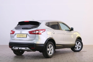 Внедорожник Nissan Qashqai 2017 года, 2199000 рублей, Омск