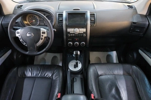 Внедорожник Nissan X-Trail 2010 года, 1099000 рублей, Омск