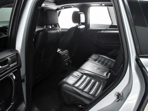 Внедорожник Volkswagen Touareg 2012 года, 1965000 рублей, Воронеж