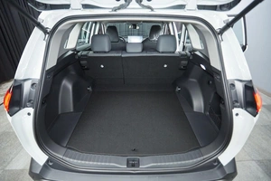 Внедорожник Toyota RAV4 2026 года, 4347000 рублей, Красноярск