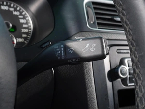Седан Volkswagen Jetta 2011 года, 848000 рублей, Тверь