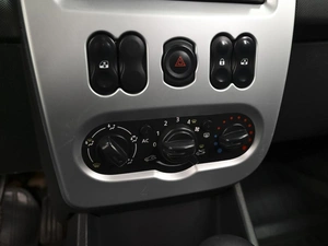 Седан Renault Logan 2013 года, 499000 рублей, Ставрополь