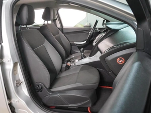 Хетчбэк Ford Focus 2012 года, 849000 рублей, Воронеж