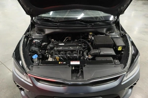 Седан Kia Rio 2019 года, 1530000 рублей, Курск