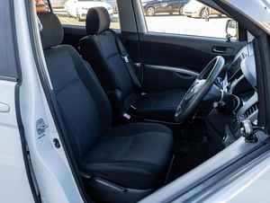 Минивэн Toyota Isis 2010 года, 1232000 рублей, Краснодар