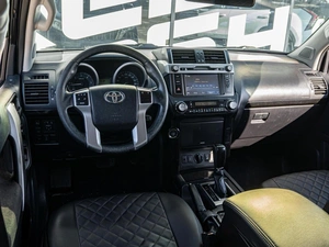 Внедорожник Toyota Land Cruiser Prado 2014 года, 3100000 рублей, Краснодар