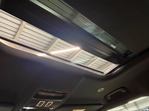 Внедорожник Land Rover Defender 2025 года, 18500000 рублей, Павловская Слобода