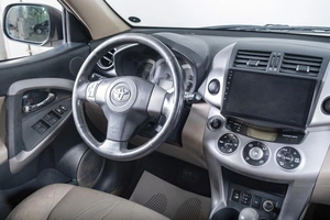 Внедорожник Toyota RAV4 2007 года, 1299000 рублей, Томск