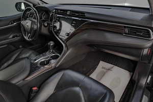 Седан Toyota Camry 2019 года, 3369000 рублей, Челябинск