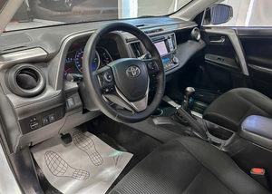 Внедорожник Toyota RAV4 2013 года, 1850000 рублей, Красноярск