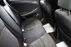 Седан Hyundai Solaris 2014 года, 879000 рублей, Сургут