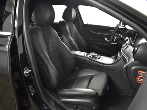 Седан Mercedes-benz E-класс 2019 года, 2970300 рублей, Казань