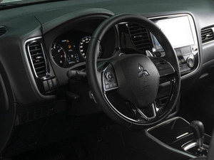 Внедорожник Mitsubishi Outlander 2022 года, 3829000 рублей, Тюмень