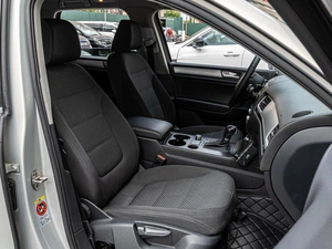 Внедорожник Volkswagen Touareg 2012 года, 1845000 рублей, Краснодар