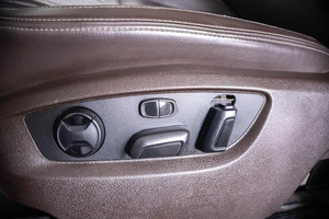 Внедорожник Volkswagen Touareg 2015 года, 3200000 рублей, Пермь