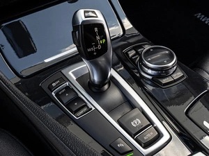 Седан BMW 5 серия 2014 года, 1790000 рублей, Краснодар