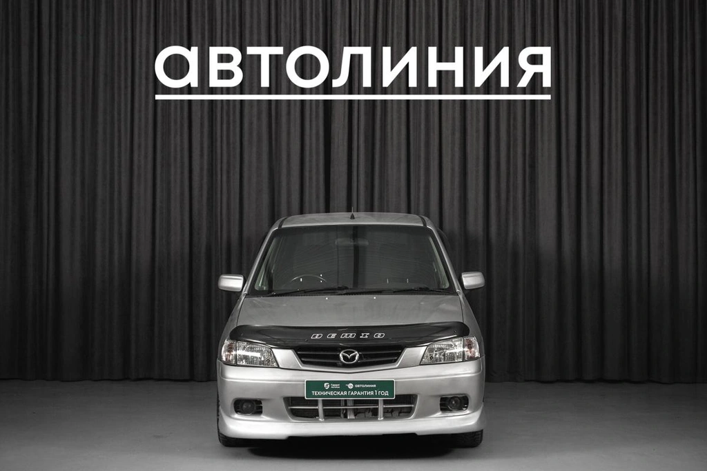 Хетчбэк Mazda Demio 2001 года, 250000 рублей, Красноярск