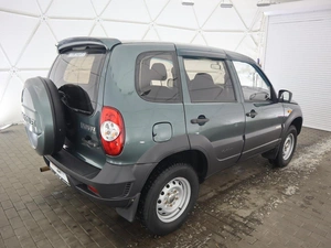 Внедорожник Chevrolet Niva 2012 года, 550000 рублей, Орёл