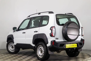 Внедорожник ВАЗ (LADA) Niva Travel 2023 года, 1019000 рублей, Пермь