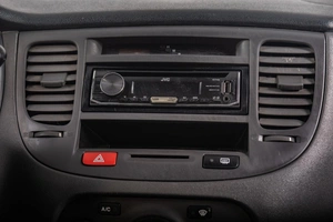 Седан Kia Rio 2007 года, 579000 рублей, Томск