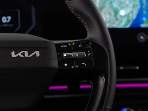 Минивэн Kia Carnival 2025 года, 8528888 рублей, Москва