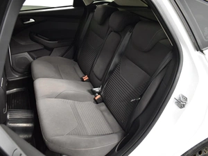 Хетчбэк Ford Focus 2015 года, 999900 рублей, Казань