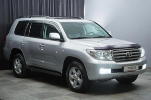 Внедорожник Toyota Land Cruiser 2010 года, 3200000 рублей, Красноярск