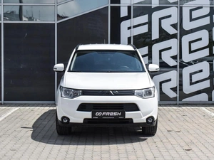 Внедорожник Mitsubishi Outlander 2012 года, 1250000 рублей, Краснодар