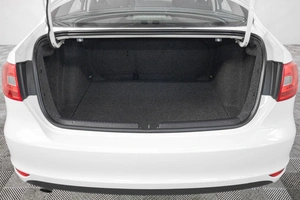 Седан Volkswagen Jetta 2012 года, 999000 рублей, Кемерово