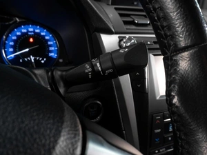 Седан Toyota Camry 2015 года, 2409000 рублей, Тюмень