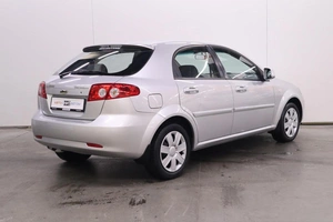 Хэтчбек Chevrolet Lacetti 2012 года, 970000 рублей, Брянск