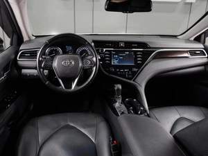 Седан Toyota Camry 2019 года, 2699000 рублей, Тюмень