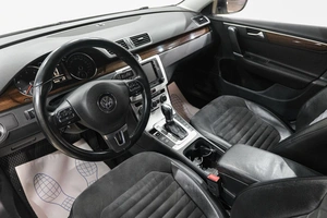 Седан Volkswagen Passat 2012 года, 1419000 рублей, Новокузнецк