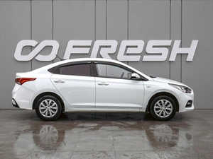 Седан Hyundai Solaris 2019 года, 950000 рублей, Краснодар