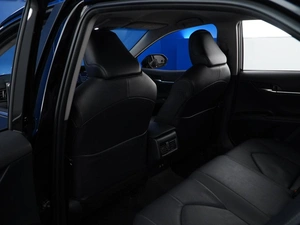 Седан Toyota Camry 2021 года, 2470055 рублей, Москва