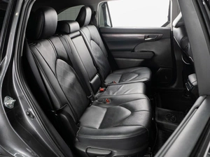 Внедорожник Toyota Highlander 2021 года, 6499000 рублей, Тюмень